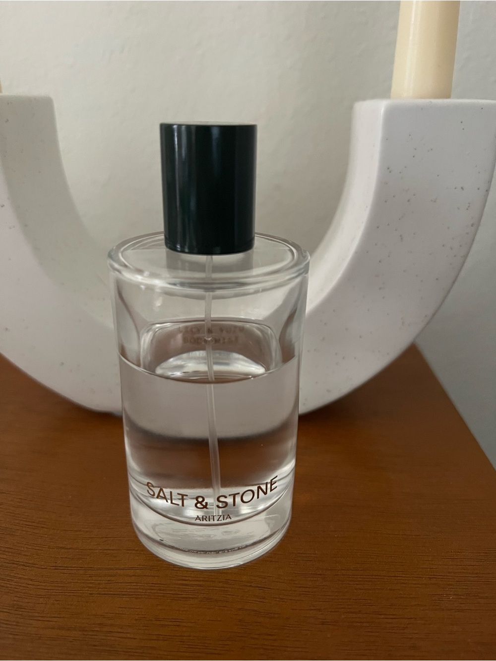 Aritzia Salt & Stone Women's Fragrance - Lily and Yuzu EUC - Picture 2 of 4